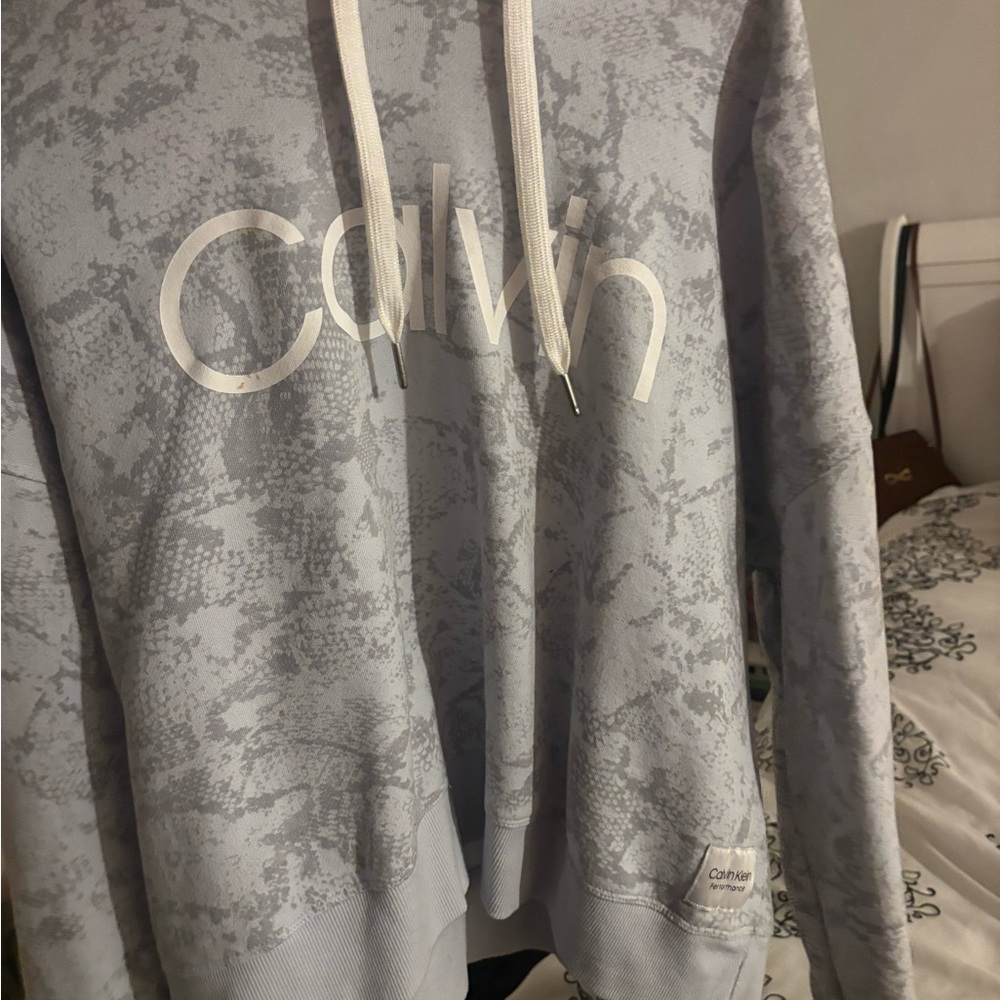Calvin Klein Gray Sweatshirt with Logo Design